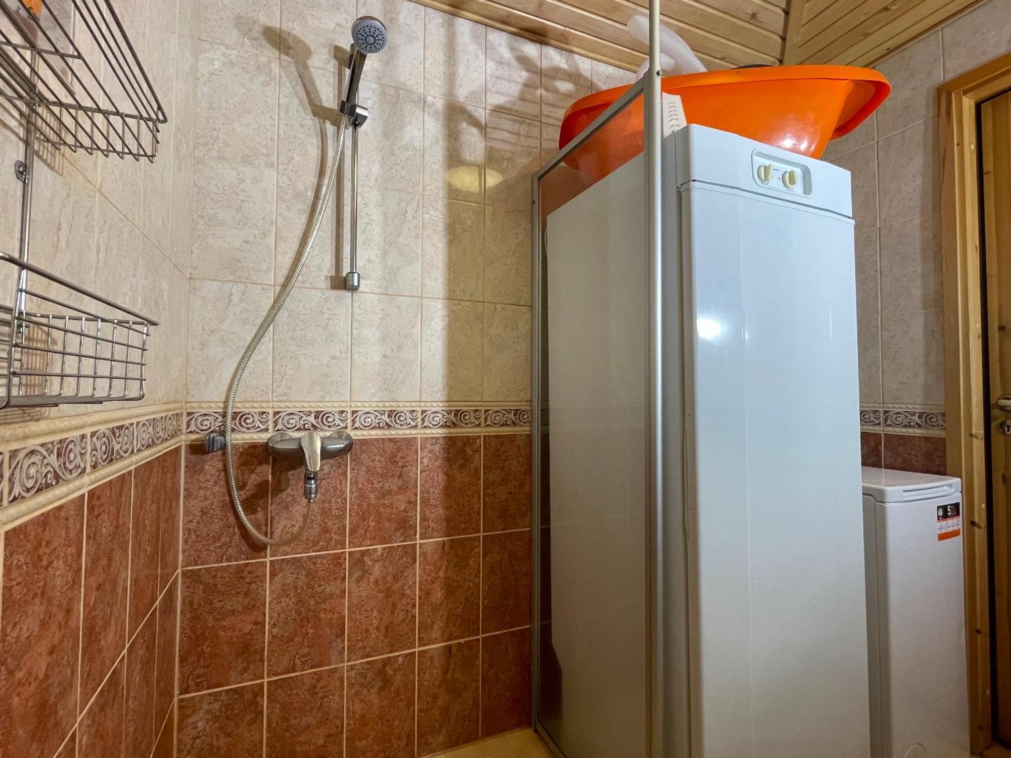 Melkoniemi Jacuzzi Niemelaeヴィラ エクステリア 写真